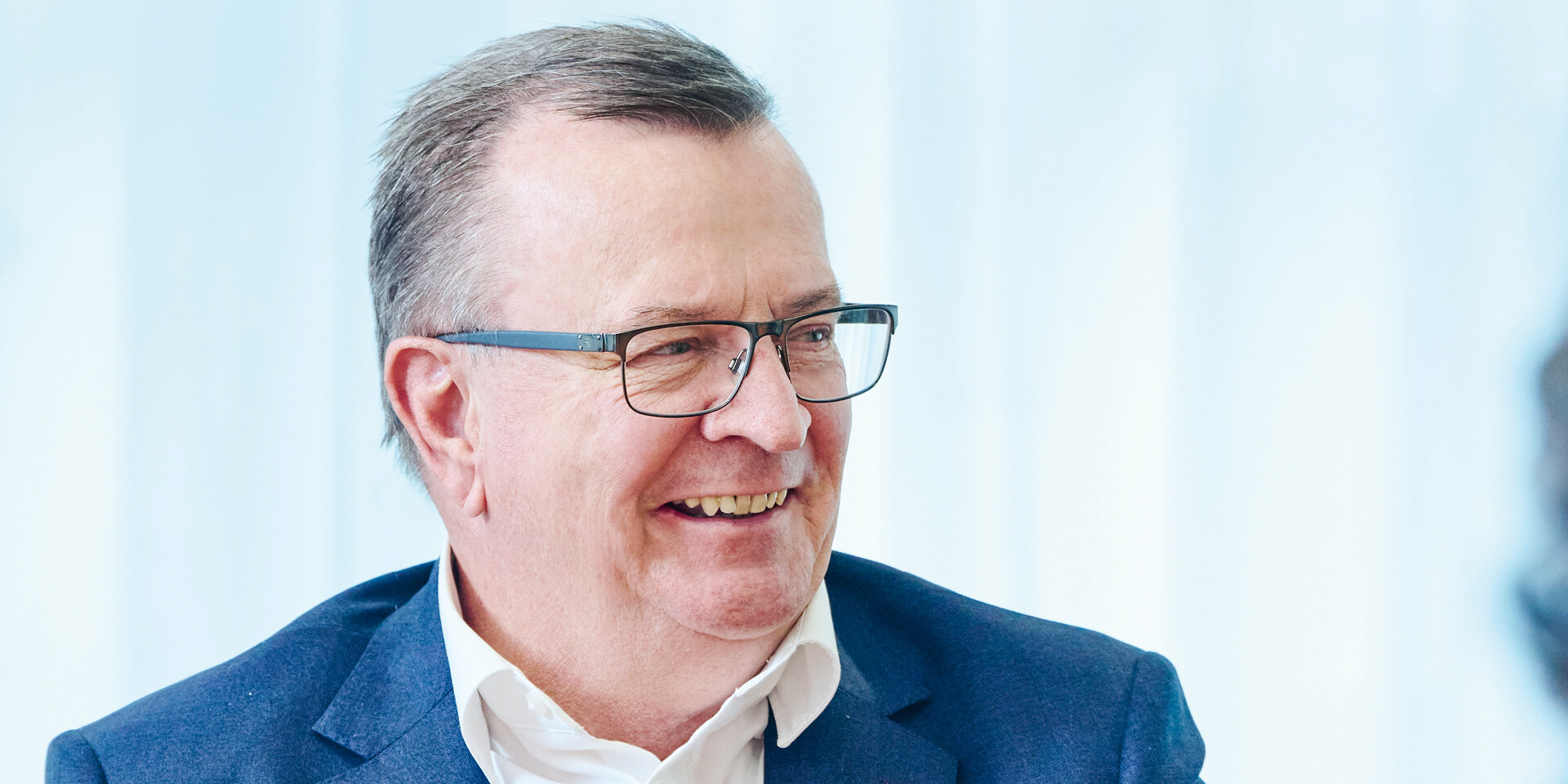 Dr. Martin Komischke Dr. Martin Komischke